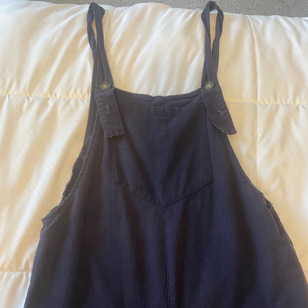 Capri overalls. - Picture 2 of 3